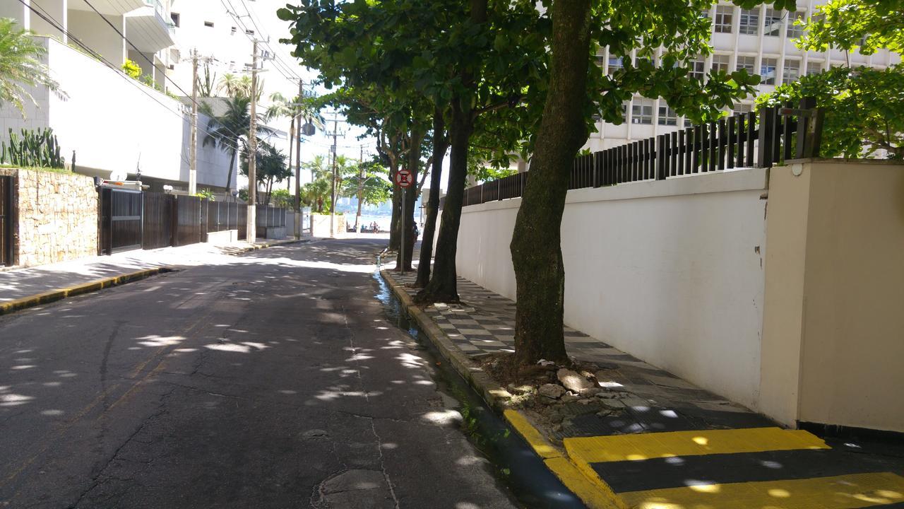 Aparthotel Guarujá Flat Esterno foto